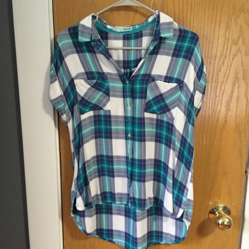 Maurices Plaid T-shirt